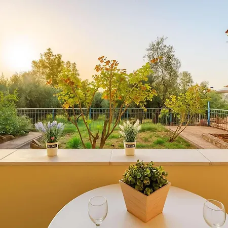 Seaview Terrace Haven-perfect Location By The Sea Ferienhaus *