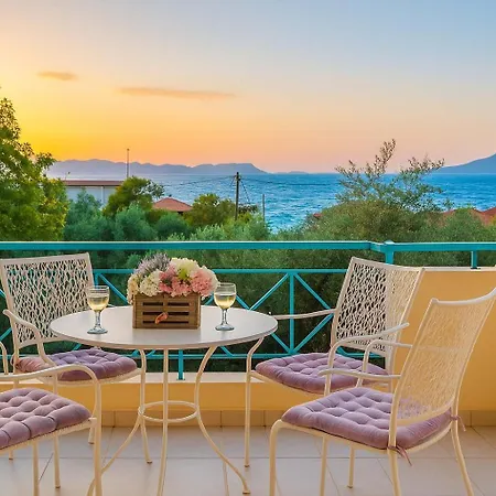 Seaview Terrace Haven-perfect Location By The Sea * Kalamata
