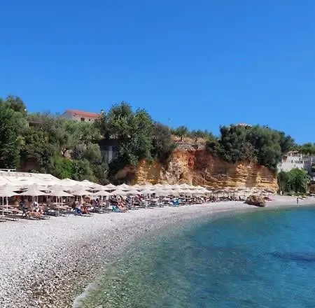Seaview Terrace Haven-perfect Location By The Sea Kalamata