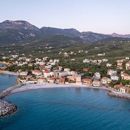 Seaview Terrace Haven-perfect Location By The Sea * Kalamata